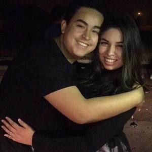 Meet your Posher, Kayla